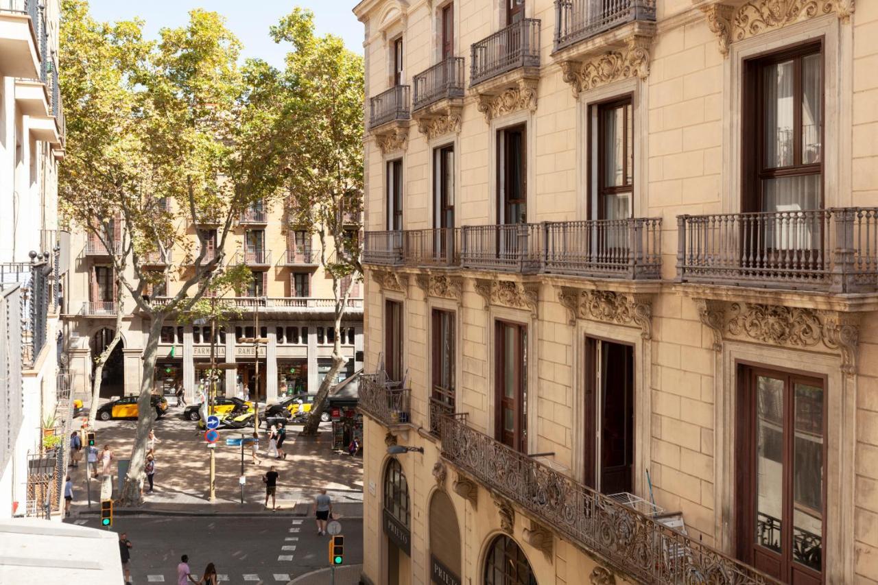 Gaudi Ramblas Barcelona Exterior foto